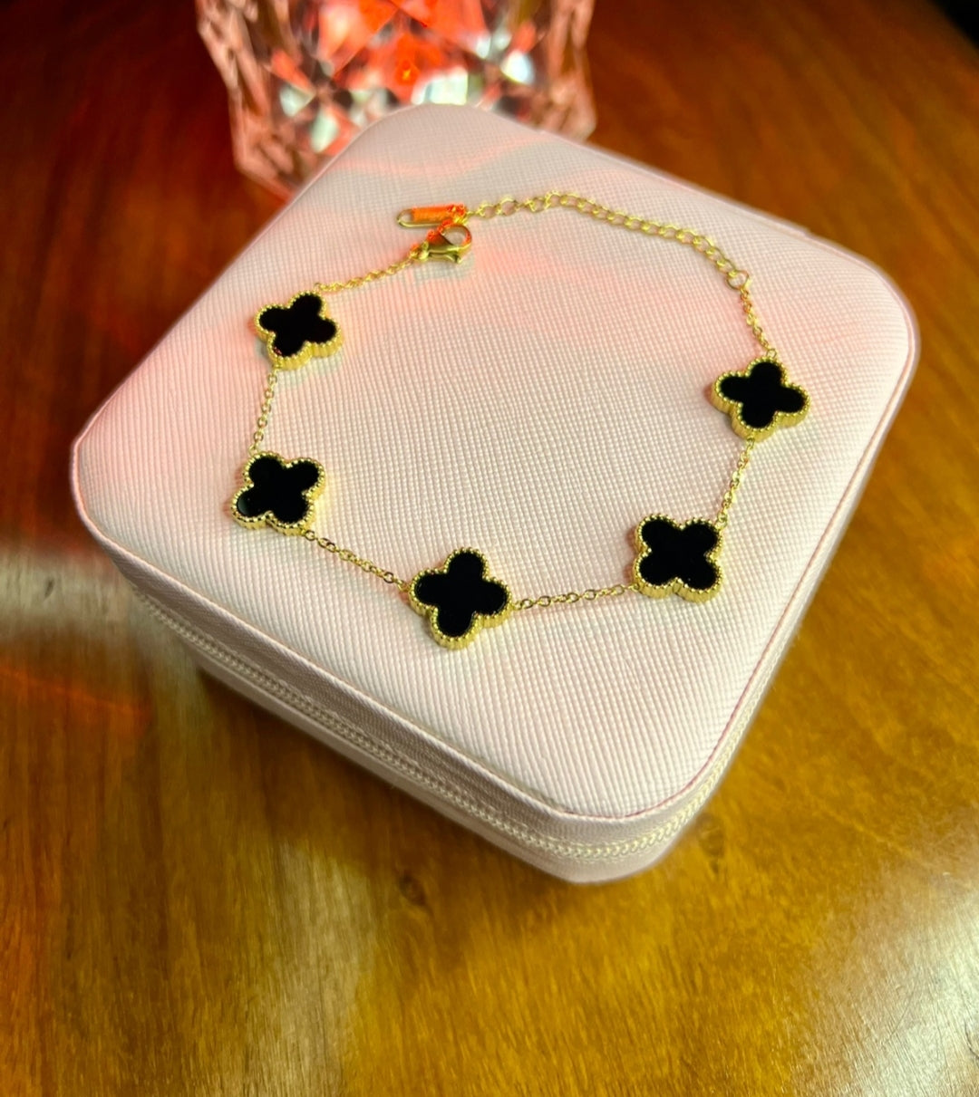 Van Cleef Clover Shaped Necklace with matching stud earrings and bracelet - A Symbol of Luck and Elegance